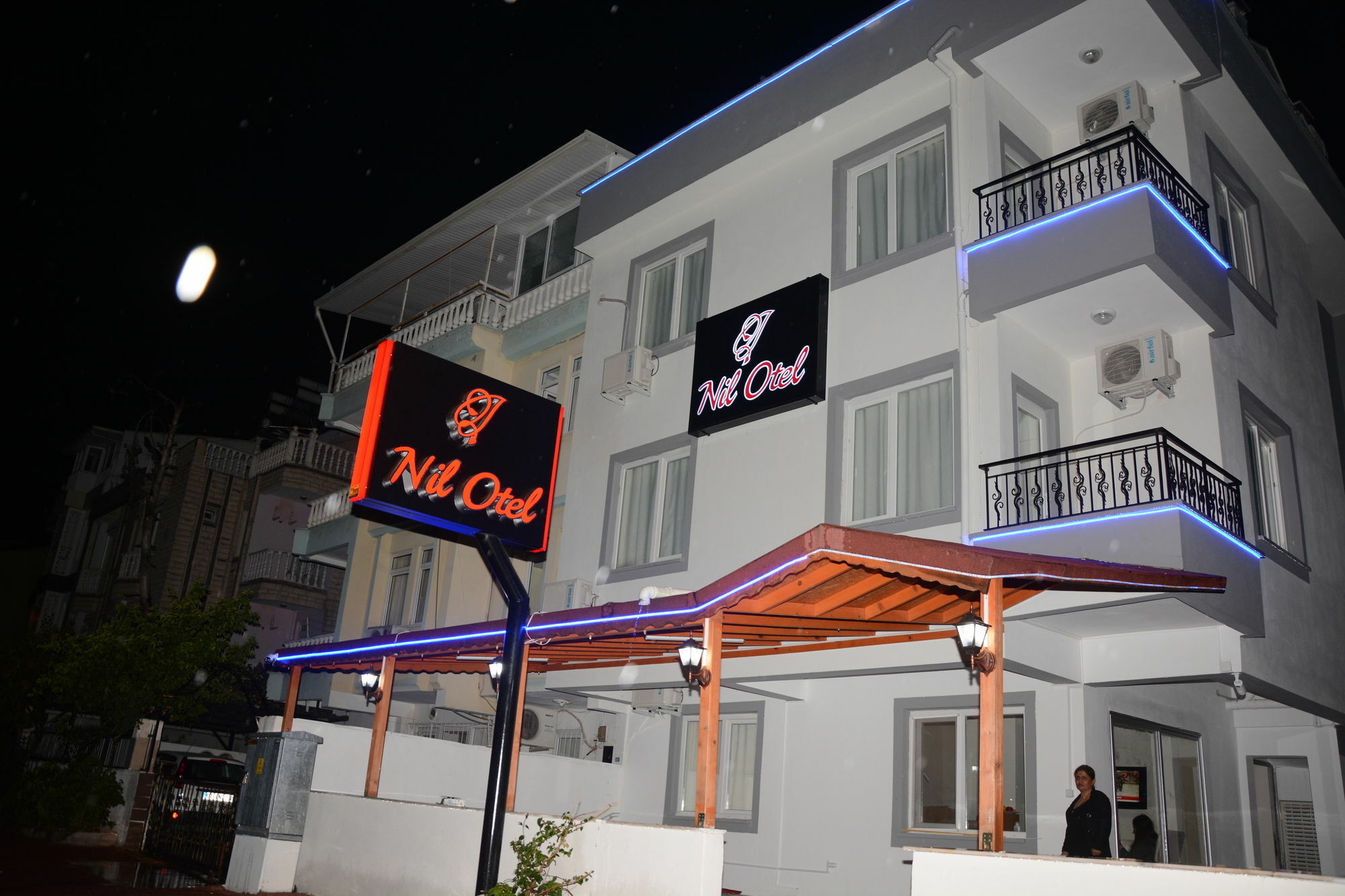 Derin Suit Otel Анталья Экстерьер фото