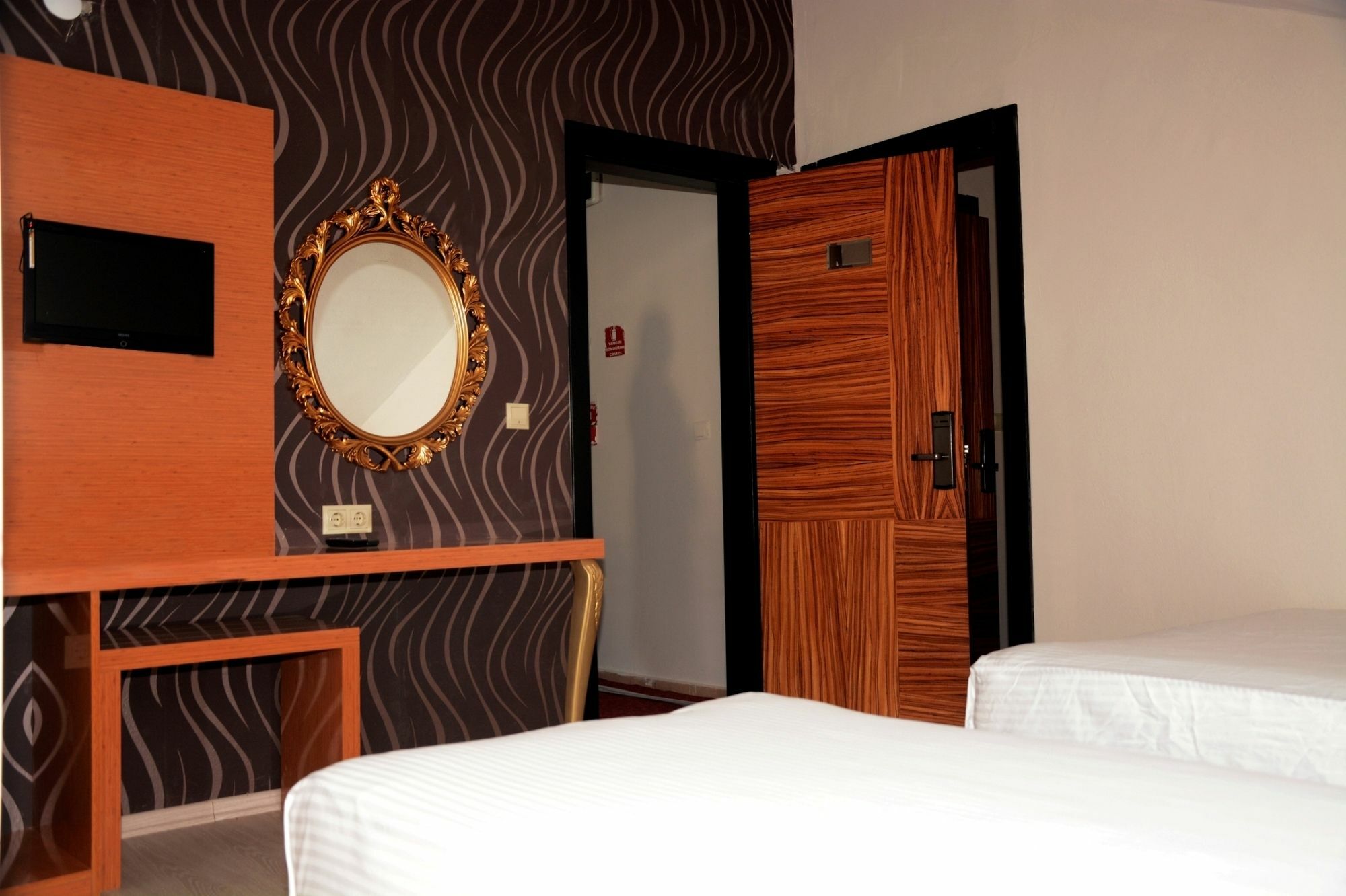 Derin Suit Otel Анталья Экстерьер фото