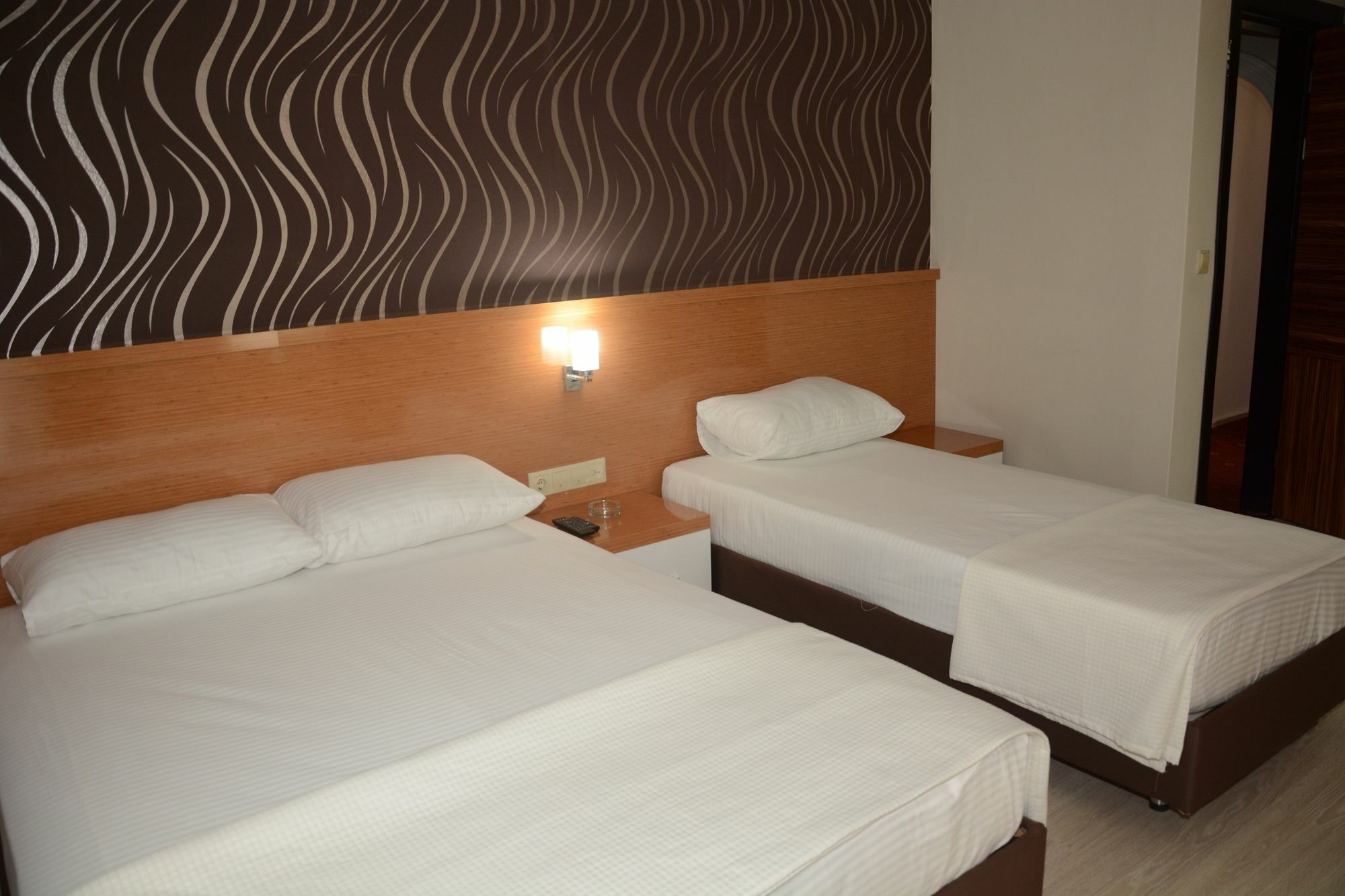 Derin Suit Otel Анталья Экстерьер фото