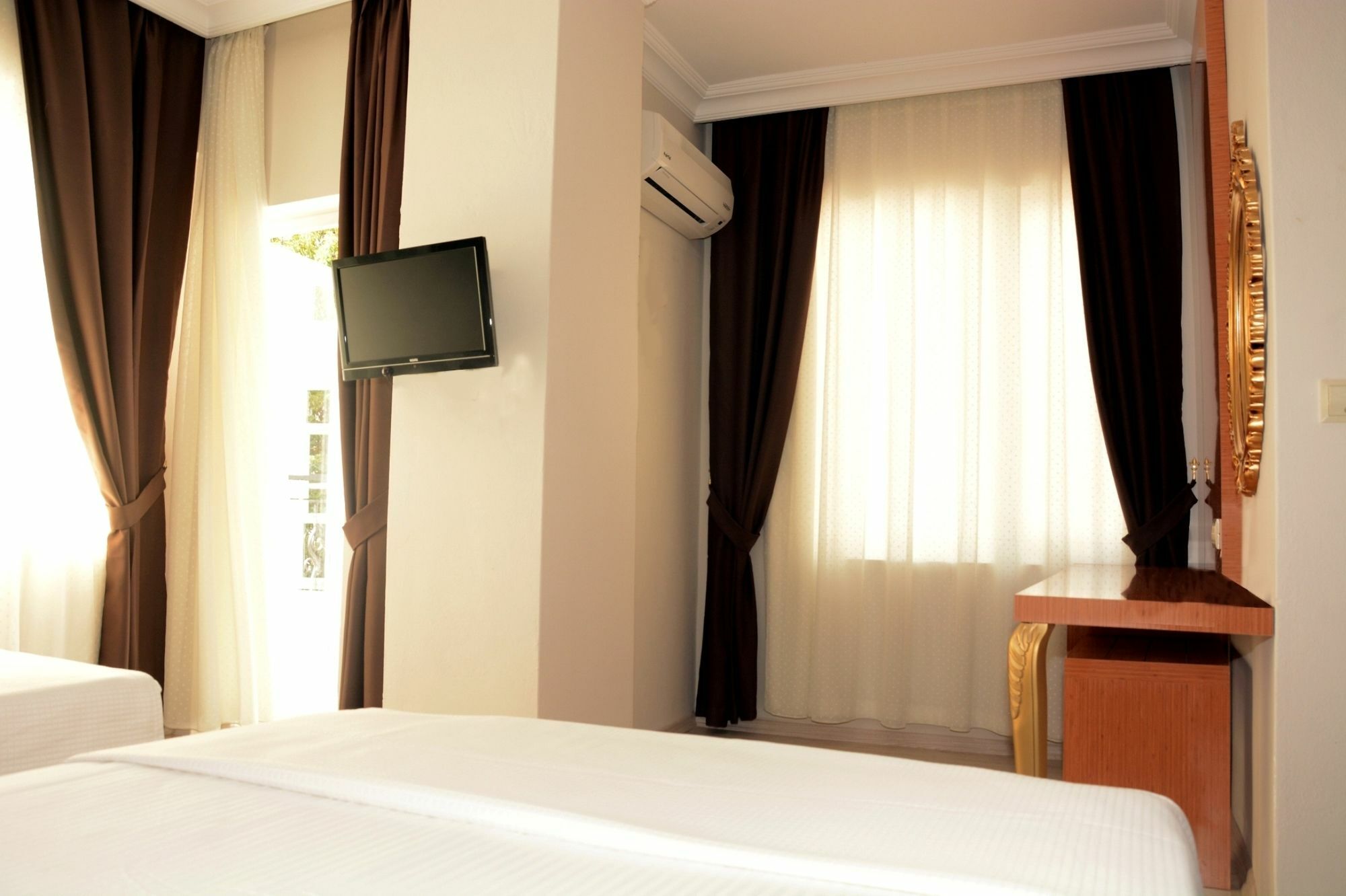 Derin Suit Otel Анталья Экстерьер фото